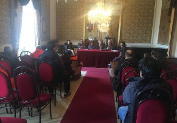 Giarre, presentazione nuovo appalto rifiuti alle parti sociali