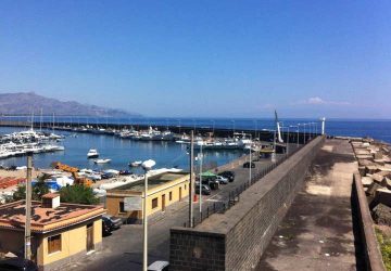 Riposto, borseggiatori in azione nel quartiere Scariceddu