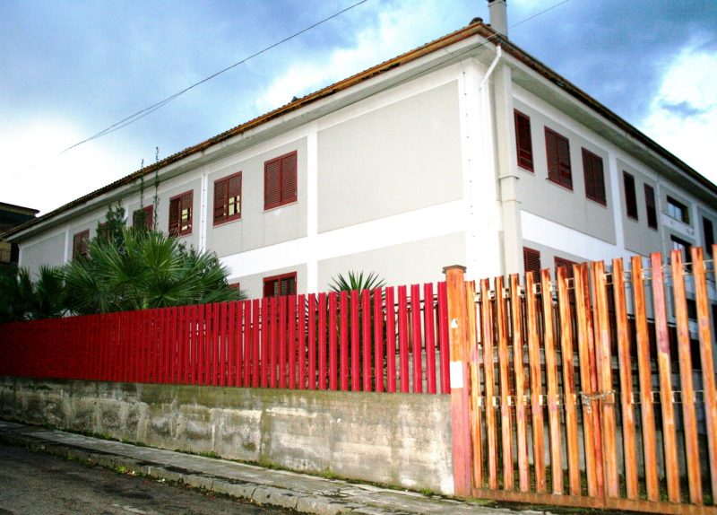 Giarre, adescamenti a scuola a Trepunti, una mamma presenta denuncia ai carabinieri VIDEO