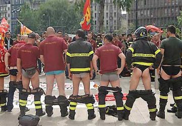 Catania: sbagliano il lavaggio, divise ko. VVF in mutande?