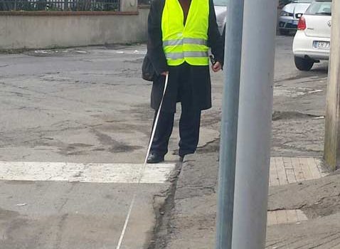 Mascali, “buche” nelle strade: singolare ma efficace iniziativa dei consiglieri d’opposizione