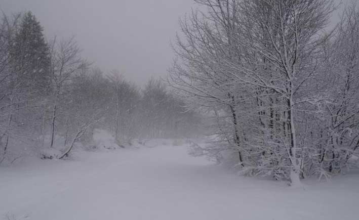 Maltempo Etna: bufera di neve, venti sino a 100 km/h e temperature anche a -10°. Soccorsi dei turisti