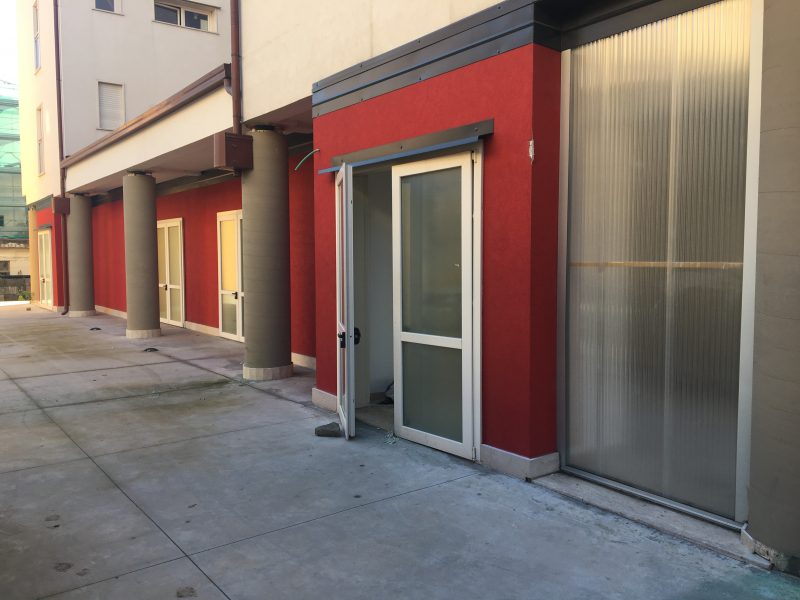 Giarre, il centro sociale di via Carducci mai inaugurato e vandalizzato