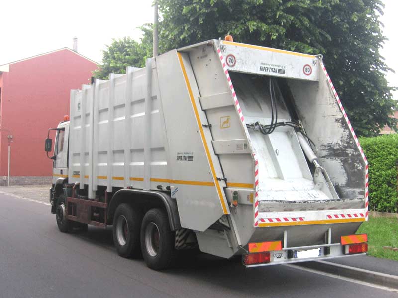 Appalto rifiuti Giarre: la Dusty attacca le organizzazioni sindacali sul Durc