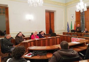 Riposto, in Consiglio Comunale approda la &ldquo;questione stipendi&rdquo;