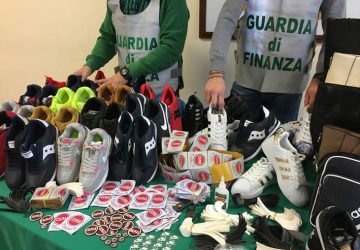 Catania: sequestrati 3.500 articoli contraffatti. Denunciati in cinque