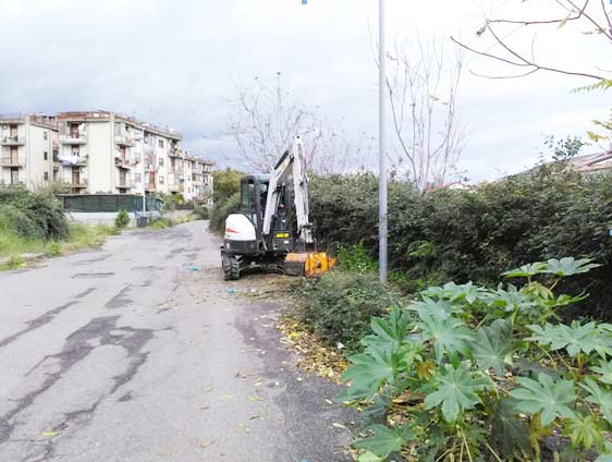 Giarre: diserbo e rimozione microdiscariche sul territorio VIDEO