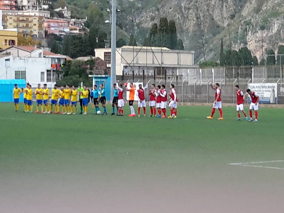 Calcio: pirotecnico 3-3 tra Sporting Taormina e Giarre