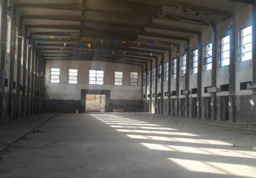 Catania, ex mercato ittico abbandonato: studenti e precari bloccano gli uffici