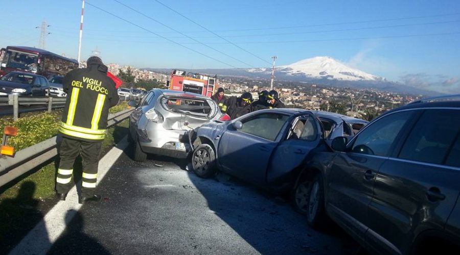 Incidente sulla tangenziale di Catania, forti rallentamenti della circolazione