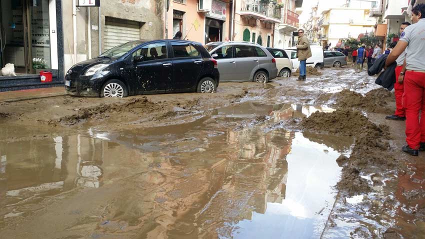 Nubifragi, i Vigili del fuoco dell’Usb: “Cosa è stato fatto per evitare questo disastro?”