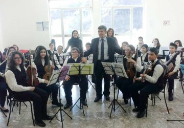 L&rsquo;orchestra del Macherione si esibisce a Taormina davanti al dott. Pietro Bartolo