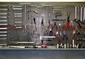 Catania, controlli a esercizi pubblici: una denuncia per furto e diverse sanzioni