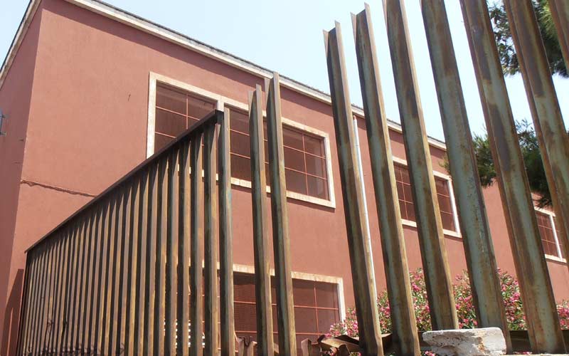 Catania: vandali in azione nell’ex scuola “Padre Santo Di Guardo”