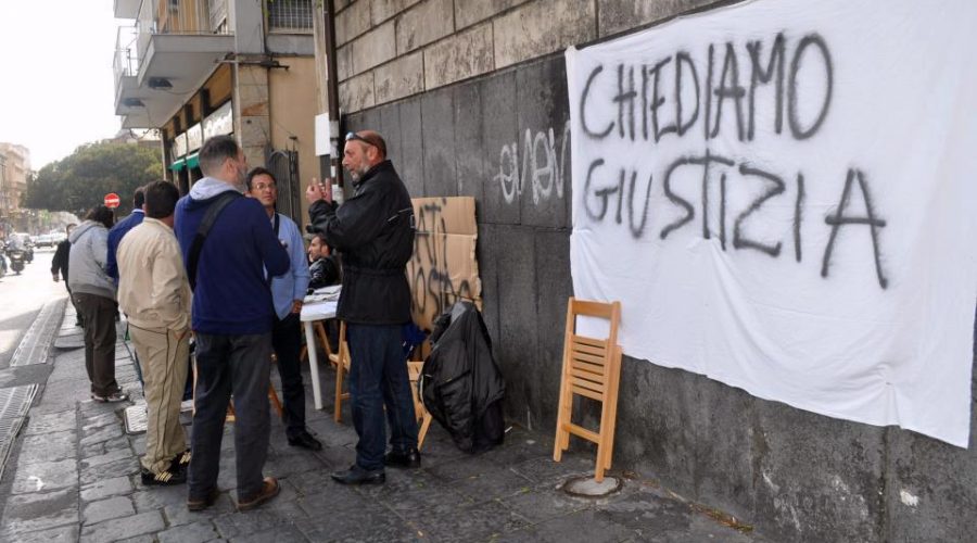 Catania, Istituto V. Bellini: 14 precari a processo per la protesta del 2009
