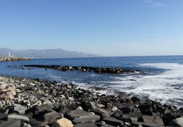 Riposto: schiuma in acqua. Altra segnalazione