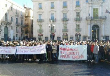 Catania, l’alberghiero “K. Wojtyla” in autogestione. Gli studenti protestano
