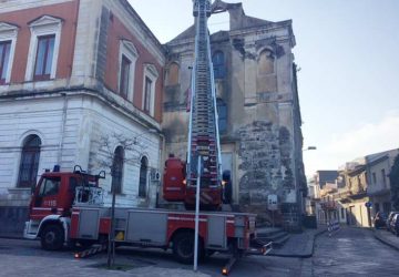 Giarre: controlli dei Vigili del fuoco alla chiesa del Convento VIDEO