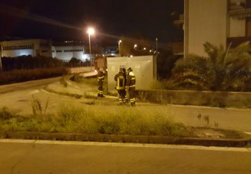 Giarre, fuga di gas in via Gorizia (Jungo). Sul posto i vigili del fuoco